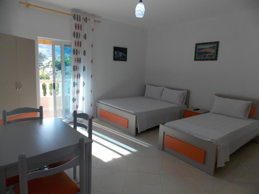 Guest House Vila Bega ซารานเดอ ภายนอก รูปภาพ