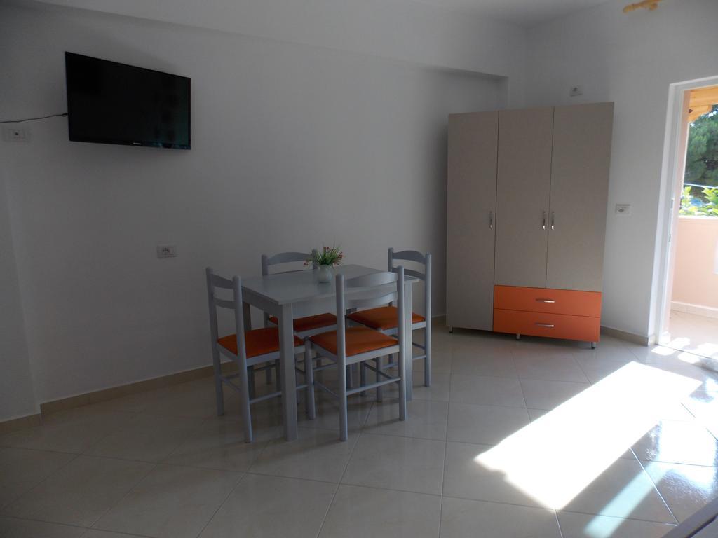 Guest House Vila Bega ซารานเดอ ภายนอก รูปภาพ