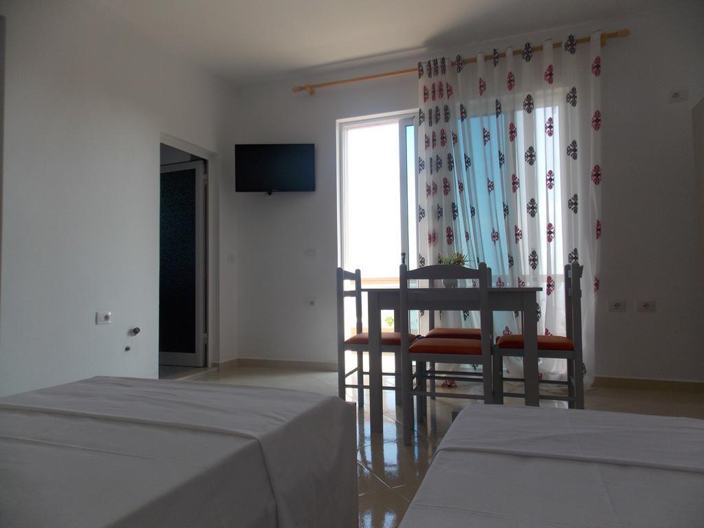 Guest House Vila Bega ซารานเดอ ภายนอก รูปภาพ