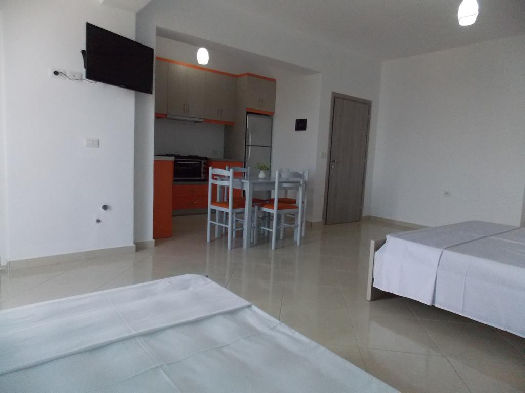 Guest House Vila Bega ซารานเดอ ภายนอก รูปภาพ