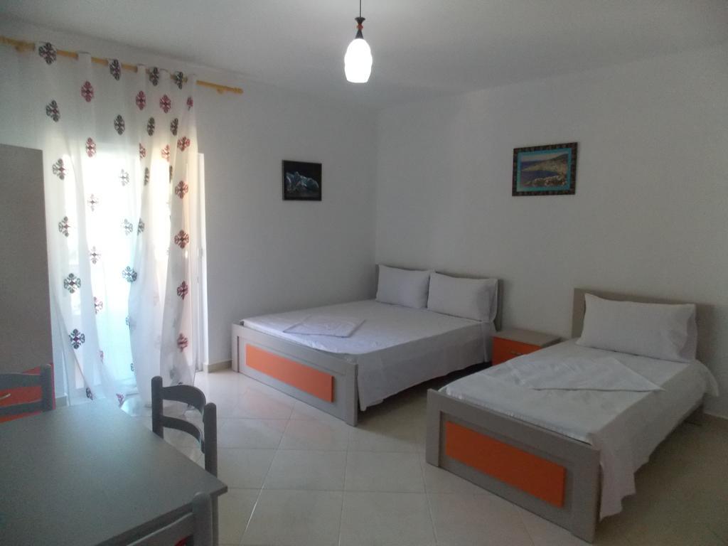 Guest House Vila Bega ซารานเดอ ภายนอก รูปภาพ